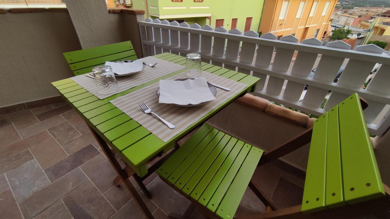 B&B Va' Pensiero Villasimius Extérieur photo