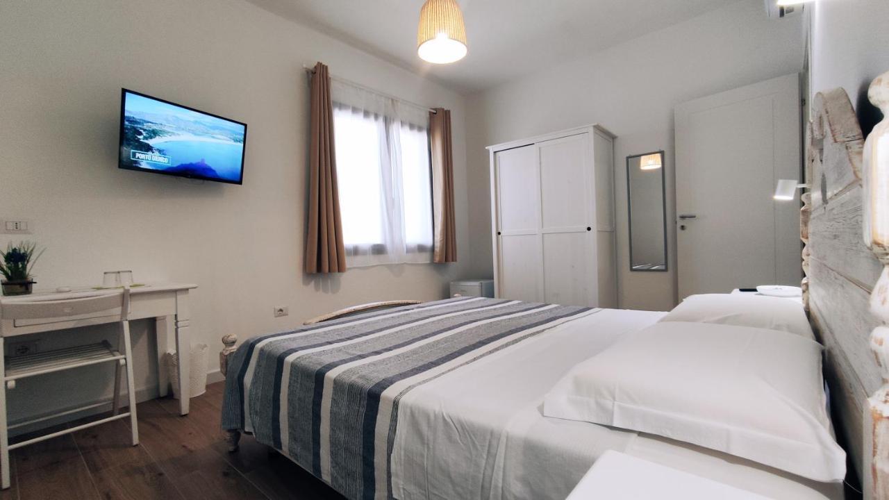 B&B Va' Pensiero Villasimius Extérieur photo